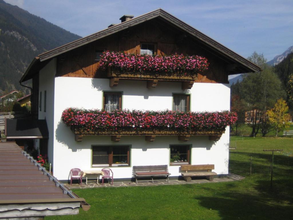 Schoepfhof Neustift im Stubaital Luaran gambar